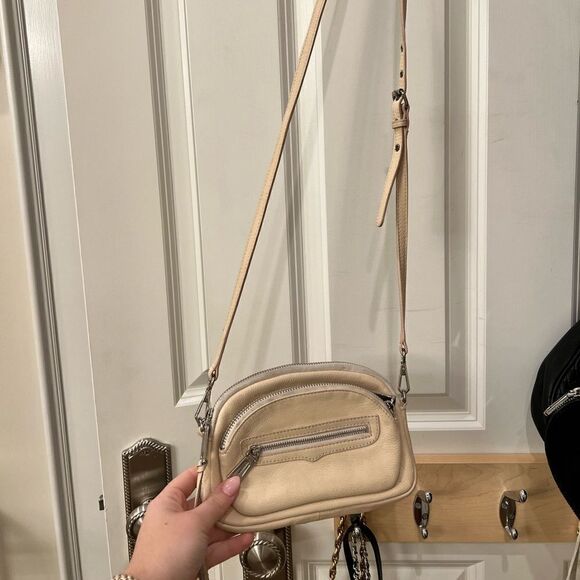 Rebecca minkoff beige crossbody purse silver hardware - Picture 1 of 6